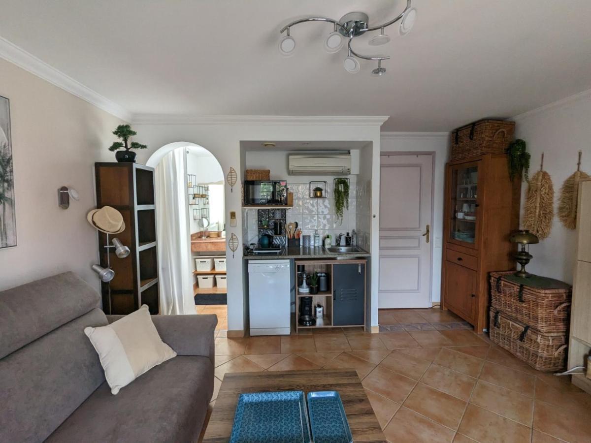 L'Instant Mer - Bord De Mer - Studio Avec Grand Jardin A La Capte Hyères Extérieur photo
